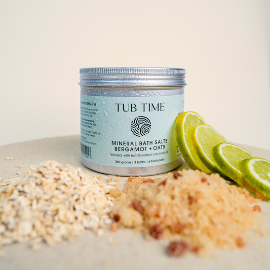 Everyday Things Tub Time Mineral Salts - Bergamot + Oats - Naturally Fabulous