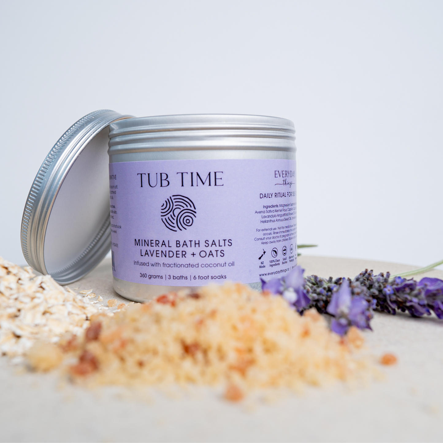 Everyday Things Tub Time Mineral Salts - Lavender + Oats - Naturally Fabulous