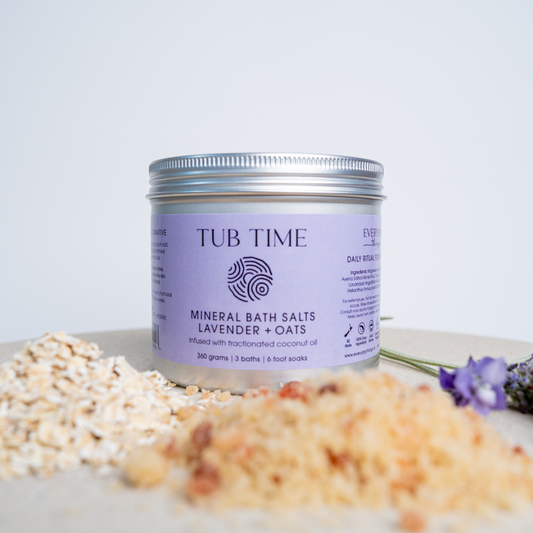 Everyday Things Tub Time Mineral Salts - Lavender + Oats - Naturally Fabulous