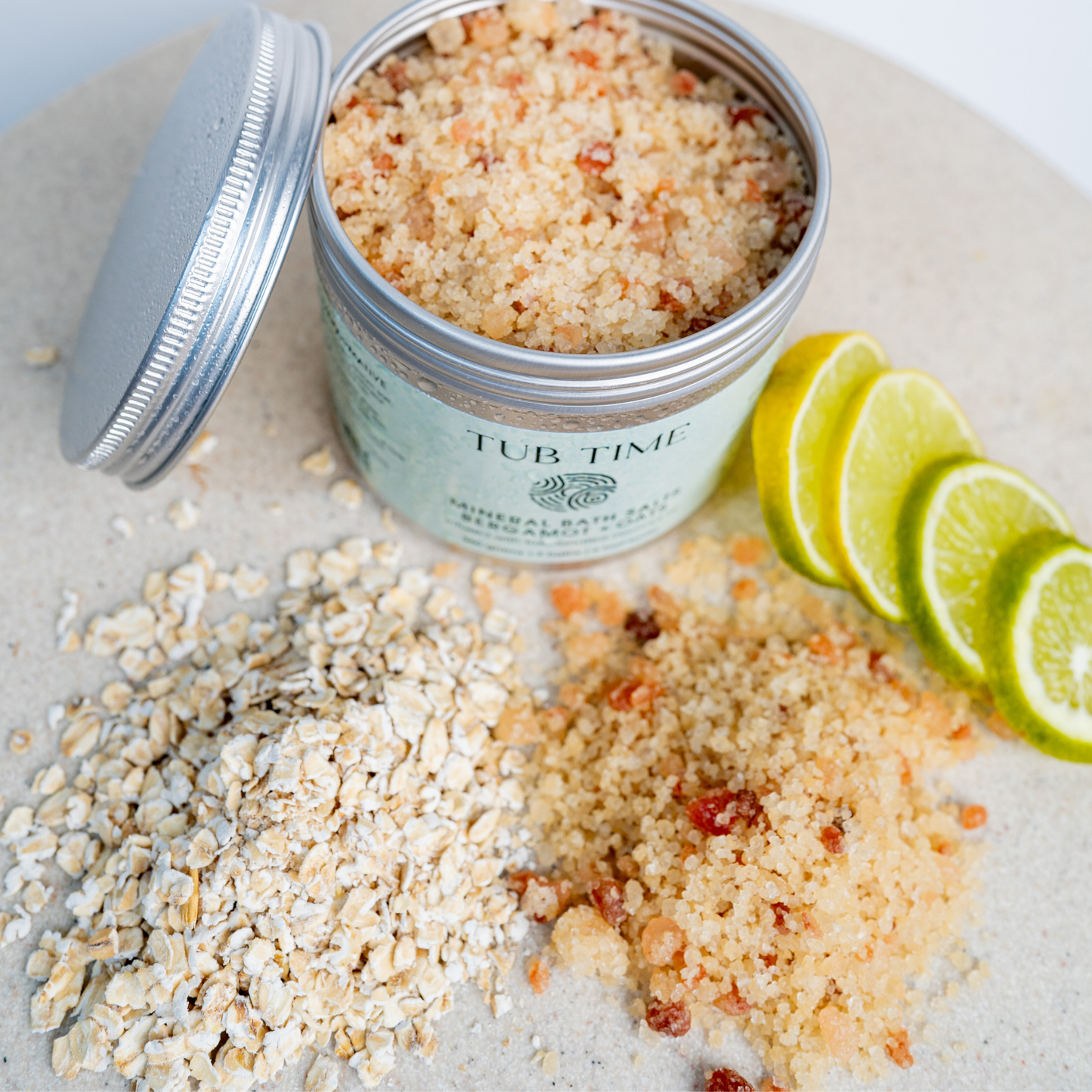 Everyday Things Tub Time Mineral Salts - Bergamot + Oats - Naturally Fabulous