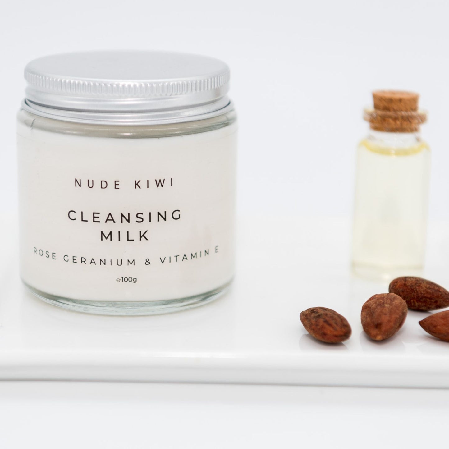 Nude Kiwi Cleansing Milk 100g - Rose Geranium & Vitamin E